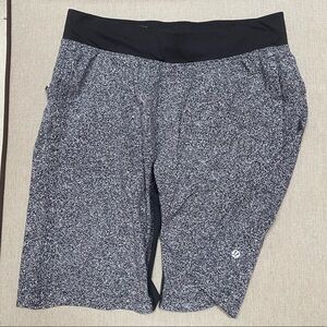 Lululemon Athletics Men’s Athletic Shorts – Black/White Speckled
